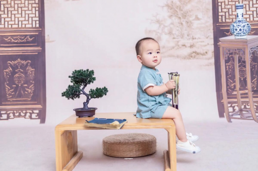 杞县孕妇肚子上的黑线
